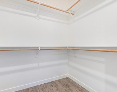 2063 E Lemon Street - Photo Thumbnail 12