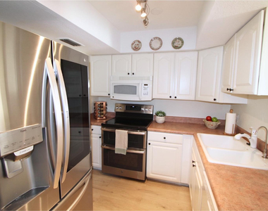 7921 E San Miguel Avenue - Photo Thumbnail 2