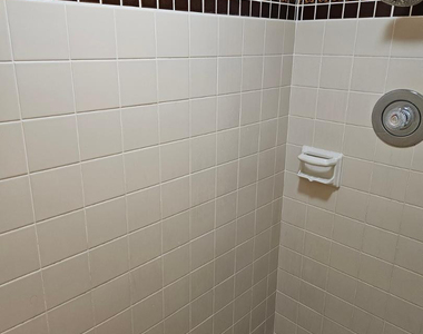 531 E Laguna Drive - Photo Thumbnail 22