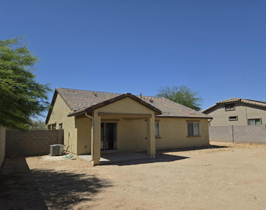 494 W Black Hawk Place - Photo Thumbnail 4