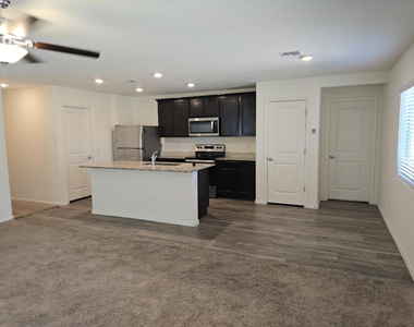 494 W Black Hawk Place - Photo Thumbnail 1