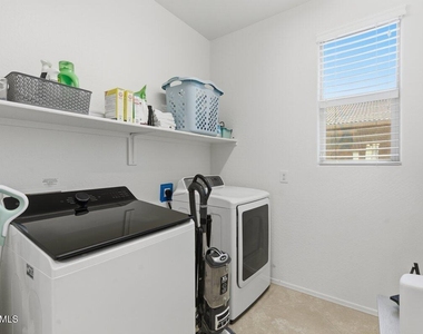 1876 E Azalea Court - Photo Thumbnail 20