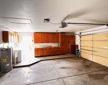 1043 S Rose - Photo Thumbnail 37