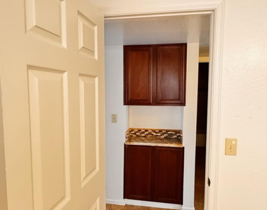1043 S Rose - Photo Thumbnail 30