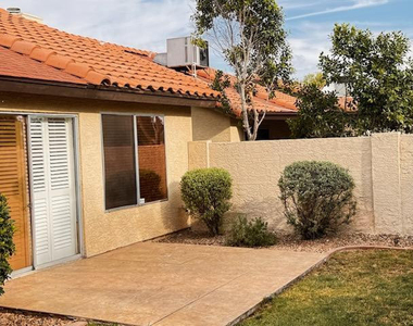 1043 S Rose - Photo Thumbnail 47