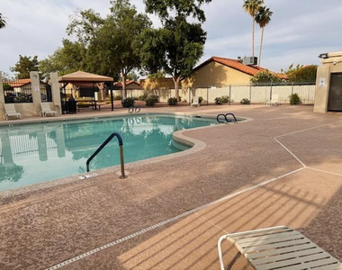 1043 S Rose - Photo Thumbnail 72