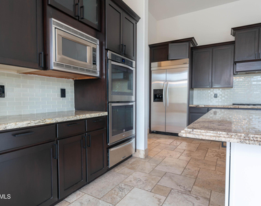 3552 E Jaeger Circle - Photo Thumbnail 43