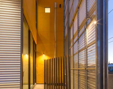 1419 S Kenneth Place - Photo Thumbnail 7