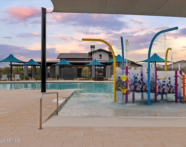 15875 W Cottontail Lane - Photo Thumbnail 29