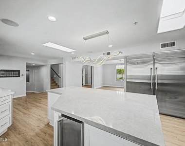 2311 E Colter Street - Photo Thumbnail 12