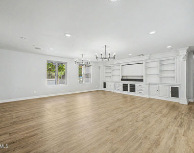 2311 E Colter Street - Photo Thumbnail 7