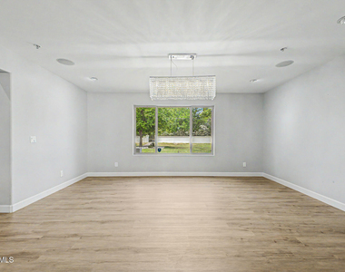 2311 E Colter Street - Photo Thumbnail 8
