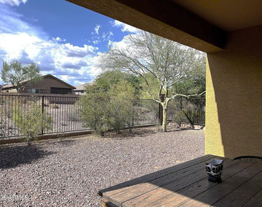 1702 W Owens Way - Photo Thumbnail 11