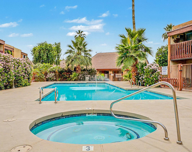 2121 W Royal Palm Road - Photo Thumbnail 20