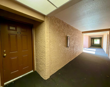 540 N May - Photo Thumbnail 2