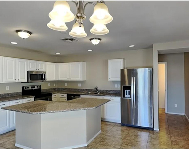 12808 N Main Street - Photo Thumbnail 5