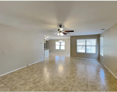 12808 N Main Street - Photo Thumbnail 3
