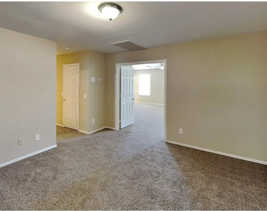 12808 N Main Street - Photo Thumbnail 15