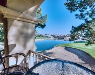 6139 N 28th Place N - Photo Thumbnail 1