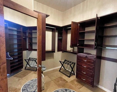 3125 E Scorpio Place - Photo Thumbnail 14