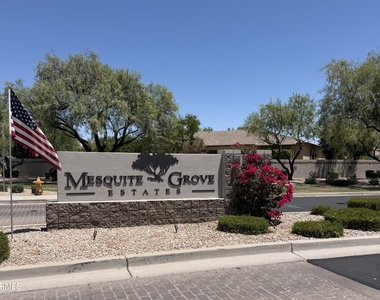 3125 E Scorpio Place - Photo Thumbnail 32