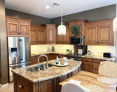 3125 E Scorpio Place - Photo Thumbnail 2