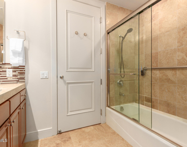 2211 E Camelback Road - Photo Thumbnail 25