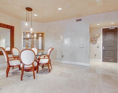 2211 E Camelback Road - Photo Thumbnail 14