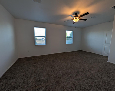 9407 E Alfalfa Drive - Photo Thumbnail 6