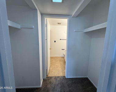 4917 N 73rd Street - Photo Thumbnail 10