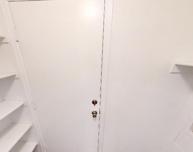 3643 E Constitution Drive - Photo Thumbnail 9