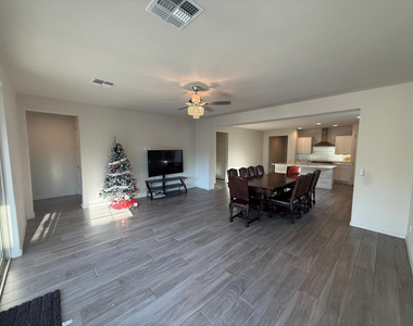 22820 E Marsh - Photo Thumbnail 3
