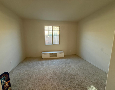 22820 E Marsh - Photo Thumbnail 11