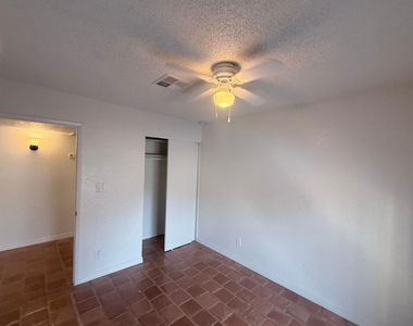 7137 W Colter Street - Photo Thumbnail 19