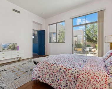 28203 N 108th Way - Photo Thumbnail 18