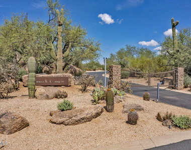 28203 N 108th Way - Photo Thumbnail 25