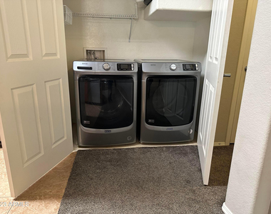 14250 W Wigwam Boulevard - Photo Thumbnail 9