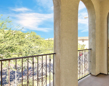 29133 N 125th Drive - Photo Thumbnail 12