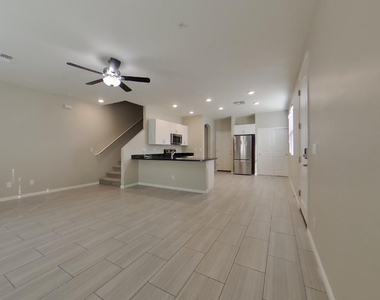 12565 W Via Dona Road - Photo Thumbnail 2