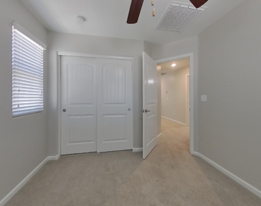 12595 W Gentle Rain Road - Photo Thumbnail 10
