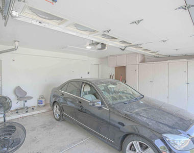 20376 N 66th Drive - Photo Thumbnail 11