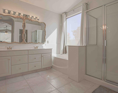 20376 N 66th Drive - Photo Thumbnail 22