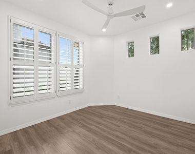 18394 N 92nd Street - Photo Thumbnail 14