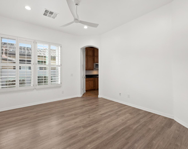 18394 N 92nd Street - Photo Thumbnail 16