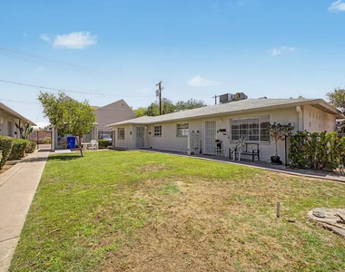 2209 S Granada Drive - Photo Thumbnail 19