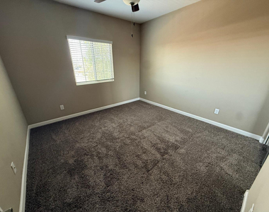 1367 S Country Club Drive - Photo Thumbnail 5