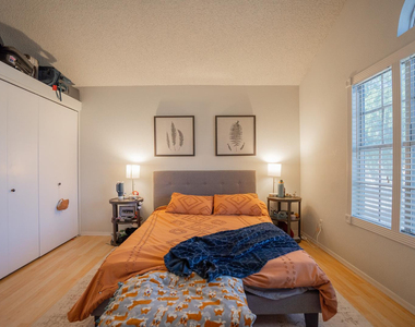 8111 W Wacker Road - Photo Thumbnail 23