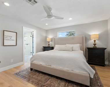 4244 N 35th Place - Photo Thumbnail 15