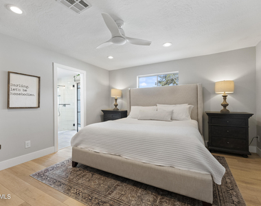 4244 N 35th Place - Photo Thumbnail 14