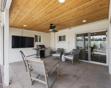 4244 N 35th Place - Photo Thumbnail 35